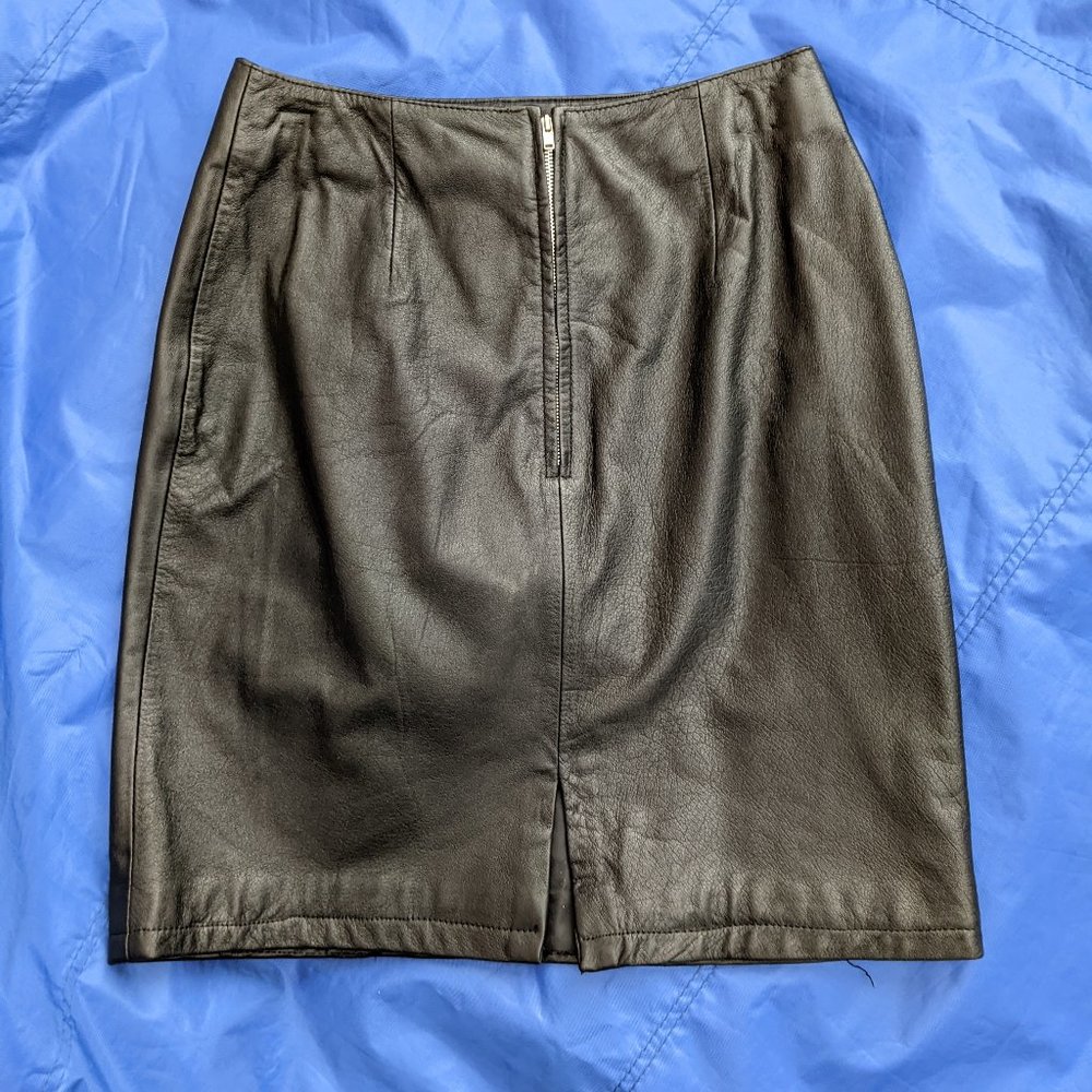 Wilsons Leather black pencil skirt sz 4